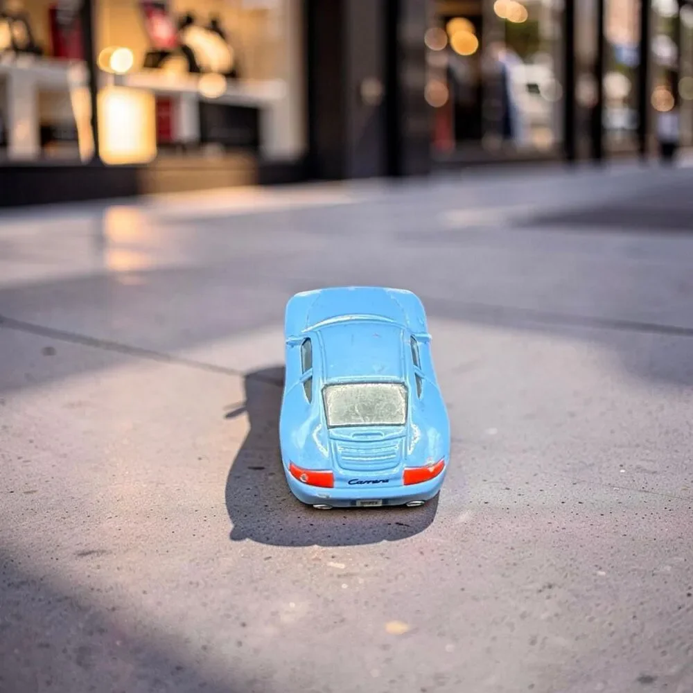Disney Pixar Sally Carrera Porsche 911 Diecast Car 1/55 Scale A70